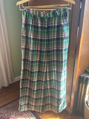 Dressed in Lala plans pant